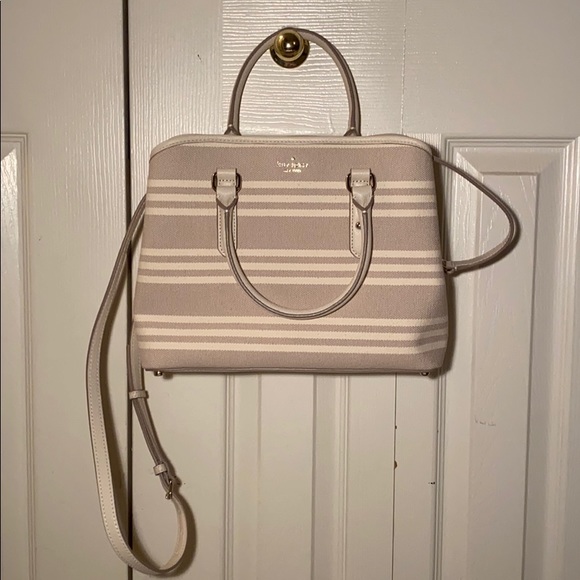 kate spade Handbags - NWT Kate Spade outlet fabric purse/crossbody
